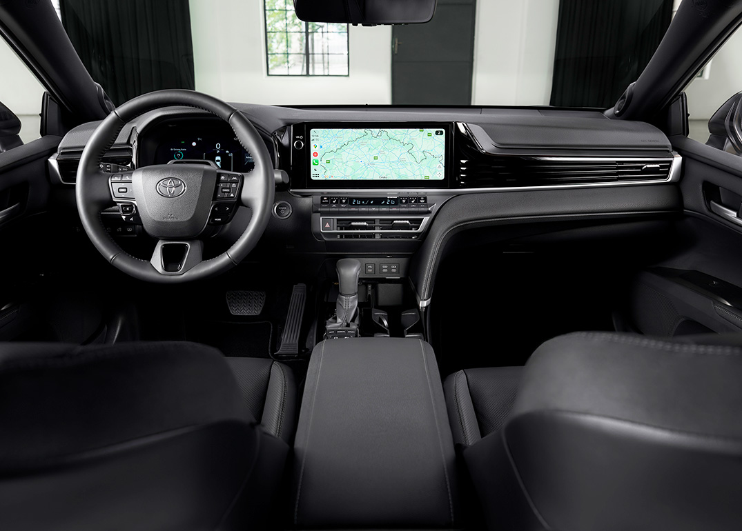 Toyota Camry 2
